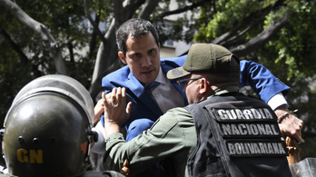 Venezuelában a kormány megszállta a parlamentet, az ellenzék Guaidót választotta újra