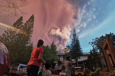 Óriási katasztrófát okozhat a Taal vulkán: a fotókon is látszik, milyen félelmetes