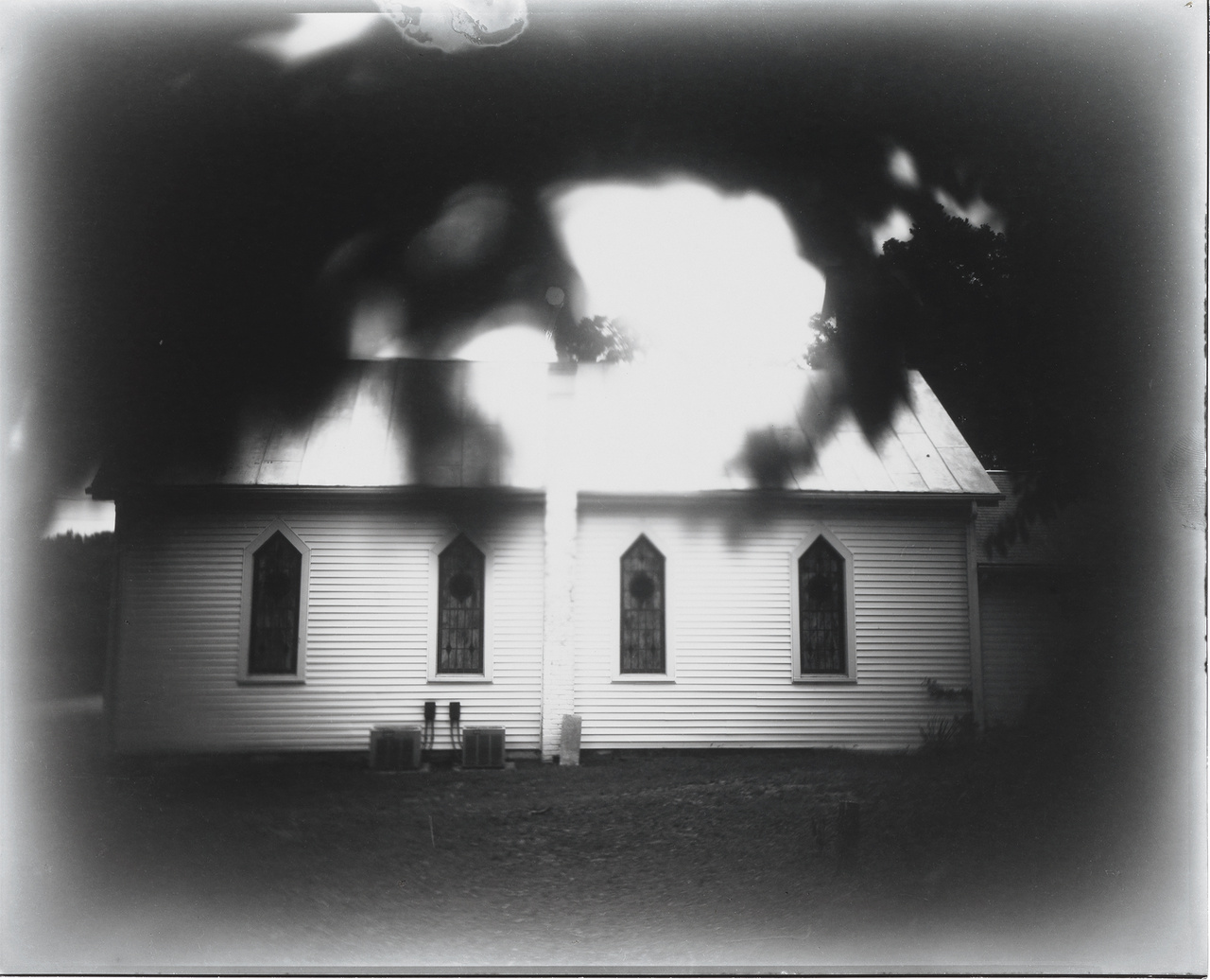 Beulah Baptist 01:01 2008-2016 gelatin silver print Collection of the artist
                        