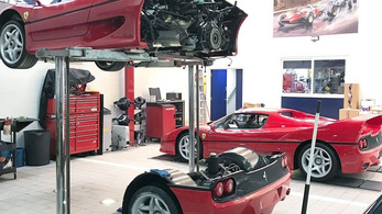 Orbitális szívás a Ferrari F50 kuplungcseréje