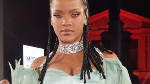 Újra szingli: Rihanna szakított milliárdos pasijával