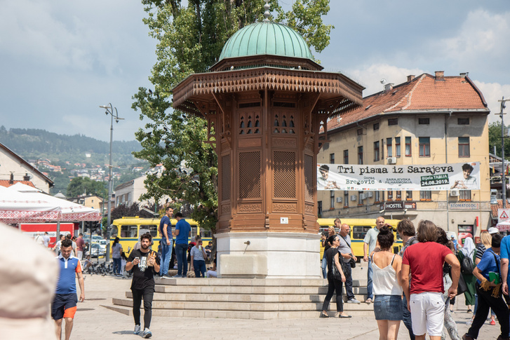 A Szarajevó kút a régi piacon. A legenda úgy tartja, hogy aki iszik belőle, az visszatér. Próbáltam, igaz. 