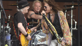 Az Aerosmith dobosát kidobók zavarták el saját zenekara próbaterméből