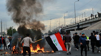 Az iraki biztonsági erők megrohamozták a tüntetőket, többen meghaltak