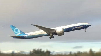 Megkezdte próbaútját a Boeing 777X