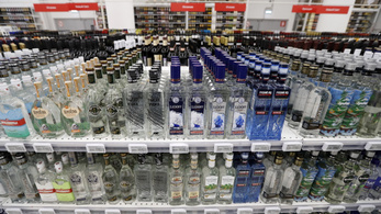 Az oroszok sokat isznak, berobbant a helyi vodkagyártás