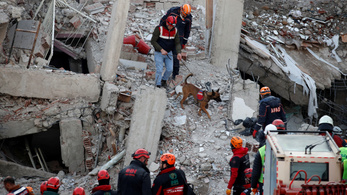 Már harminchat áldozata van a törökországi földrengésnek