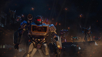 Két filmben is visszatérnek a Transformersek