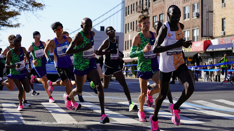 A Nike csodacipőjét nem tiltották be, csak a kétórás maratonon használtat