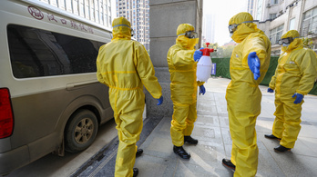 Tovább nőtt a vírus halottainak száma, megvan az első áldozat Kínán kívül is