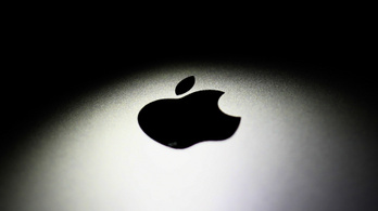 Nevetséges összegre büntették az Apple-t a régi telefonok lassításáért