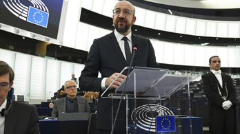 Négy EP-frakció követeli, hogy jogállamisági feltételekhez kössék az uniós pénzek kifizetését