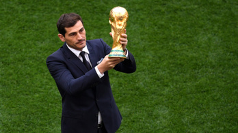 Iker Casillas mentené meg a spanyol futballszövetséget