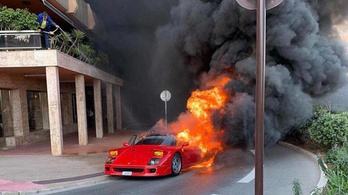 Porrá égett egy Ferrari F40