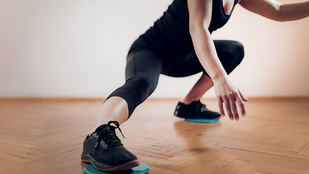Szuperhatékony edzés otthon: Így használd a csúszókorongot