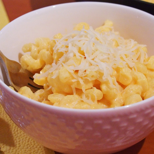 Zöldséges mac and cheese: répa és karfiol kerül a selymes sajtszószba