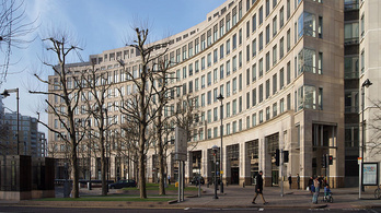 Koronavírus-gyanú miatt evakuáltak egy irodaházat Londonban