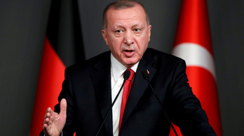 Bírálta Erdoğan Szíria-politikáját, az elnök beperelte