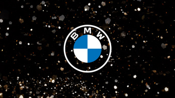 Itt az új BMW jelvény, autókra nem kerül