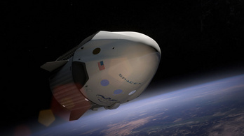 Három űrturistát vinne a Nemzetközi Űrállomásra jövőre a SpaceX