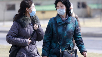 Ázsiában enyhül, Európában erősödik a járvány – nemzetközi összefoglaló
