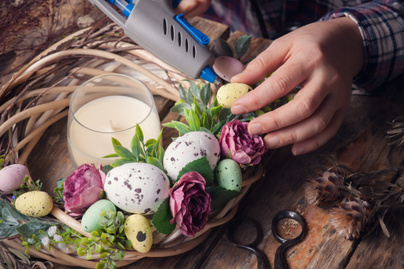 Régi kosár, csirkeháló, csorba vödör: ízléses húsvéti dekorációt készíthetsz belőlük