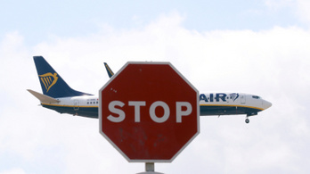 Csetlik-botlik a Ryanair rendszere, akadozik a repülőjegy-visszaváltás