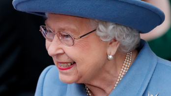II. Erzsébet hajlik az önkéntes karanténra