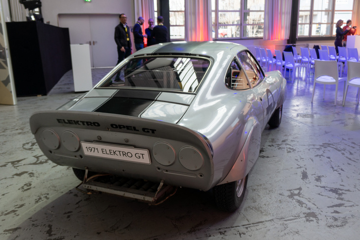 Sebességrekorder Opel GT-electric