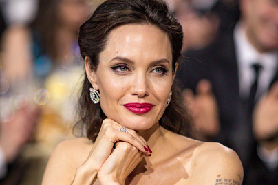 Angelina Jolie évekig szóba sem állt híres apjával: emiatt neheztelt rá
