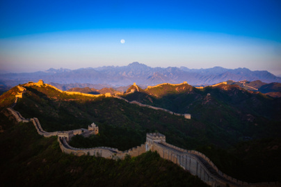 Több százezren haltak bele a kínai nagy fal építésébe: minden 120 centiméternél magasabb fiút munkára kényszerítettek