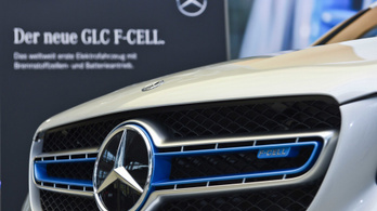 Nem fejleszt több üzemanyagcellás személyautót a Mercedes