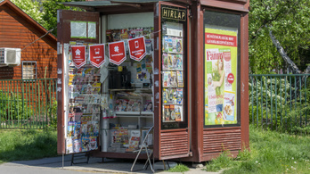 Bajban a magyar nyomtatott sajtó, az állam segítségét kérik a kiadók