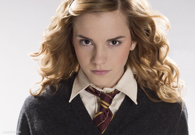 Hermione Granger nem szexinek indult a Harry Potterben, de az utolsó filmekre azért lett az őt alakító Emma Watsonnak egy bizonyos kisugárzása