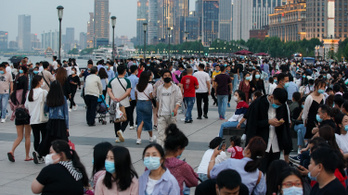 Több mint egymillió turista özönlött Sanghajba a hétvégén