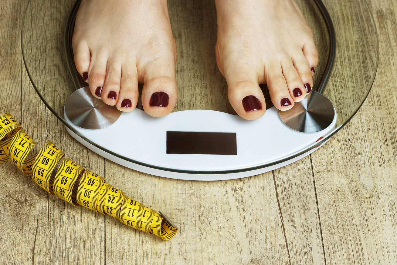 súlycsökkenés betegség tünete hogyan lehet elveszíteni 7 százalék testzsírt