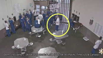 Egy pohárból ittak a leleményes Los Angeles-i rabok, hogy betegség miatt kiengedjék őket