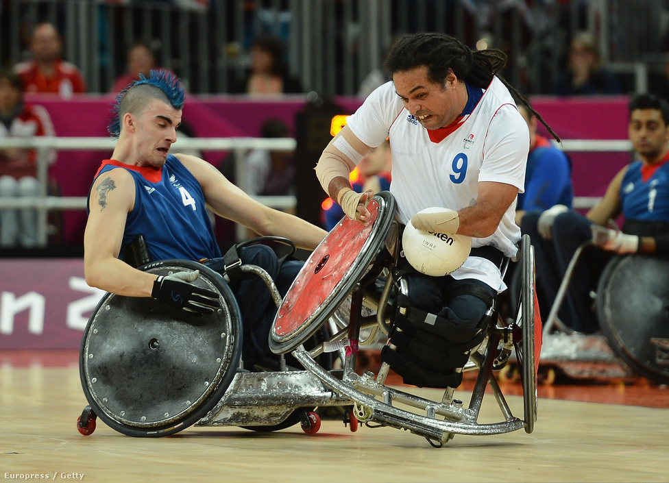 Riadh Sallem és David Anthony küzdelme a paralimpia legkeményebb sportágában, a tolószékes rögbiben.