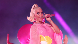 Katy Perry meztelenül látható új klipjében