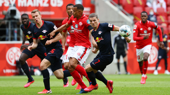 Gálázott Gulácsi csapata, öt góllal verték a Mainzot
