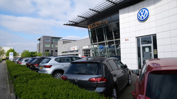 A VW-nek vissza kell vásárolnia a buherált kibocsátásmérős autókat, ha a német tulajok ezt kérik