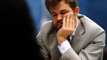 Kikapott az online sakktorna elődöntőjében a világbajnoki címvédő Magnus Carlsen
