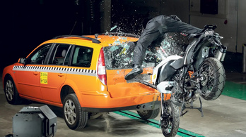 Felezheti a mentők reakcióidejét a Bosch motorosoknak szánt segélyhívója