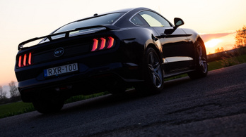 Ford Mustang 5.0 GT – 2020.