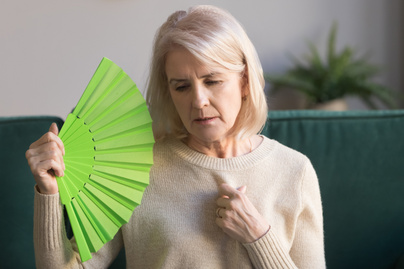 Nem kell tartani a hormonpótlástól menopauza idején: a nőgyógyász szerint sokat segíthet