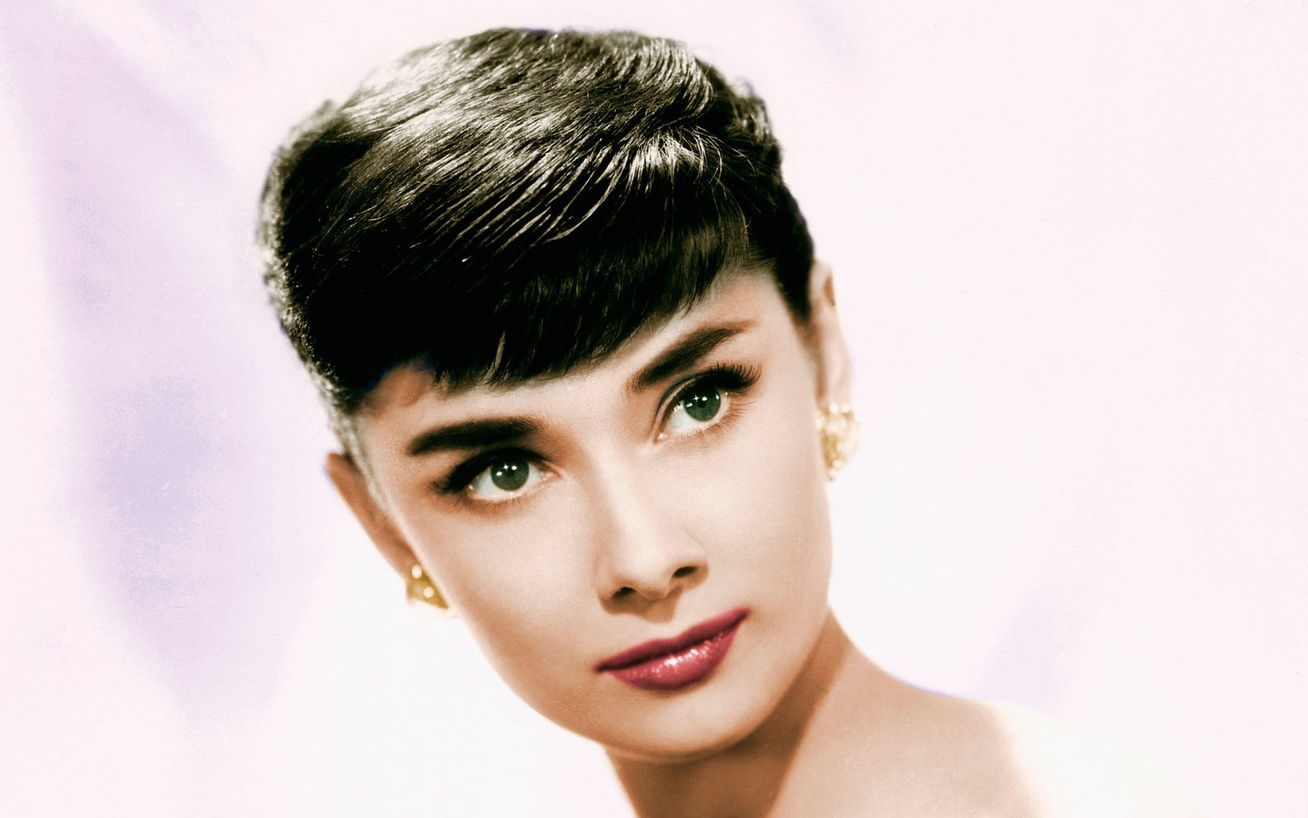 Audrey Hepburn alakja