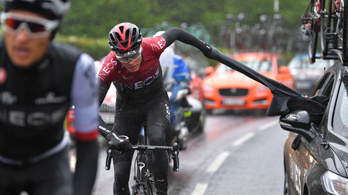 Froome nem hagyja el a csapatát a Tour de France előtt