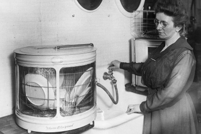 Így nézett ki a mosogatógép őse - A kétgyerekes Josephine Cochrane találmánya örökre megváltoztatta a háztartásokat