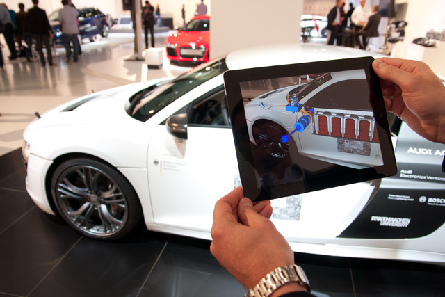 Kiterjesztett valóság: az összkerekes e-performance tanulmányba lát bele az iPad