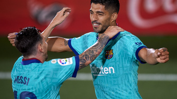 Suárez utolérte Kubala Lászlót a Barcelona örökrangsorában